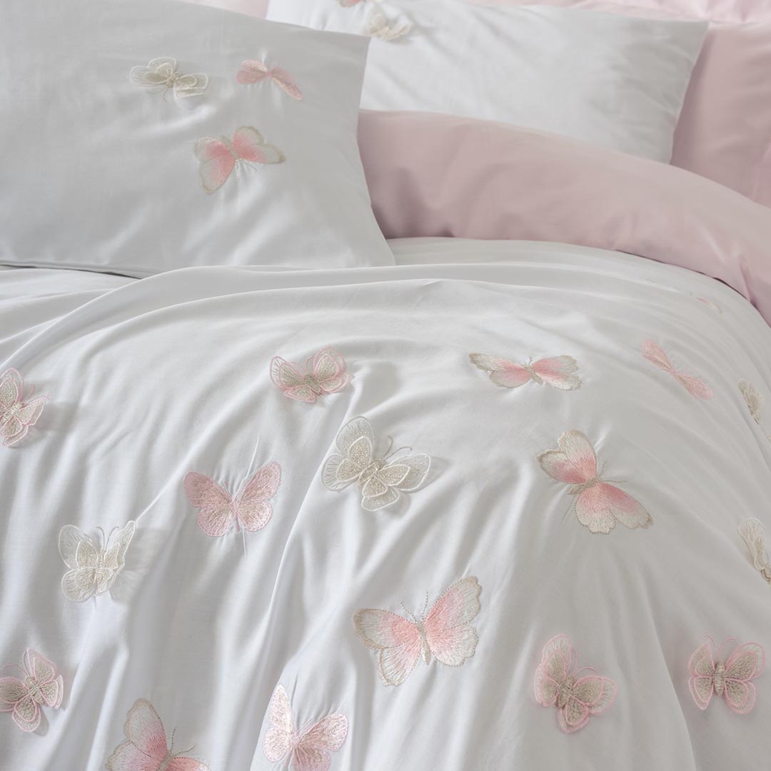 Charming - 3D Бродерия - Двоен Комплект - Сатен