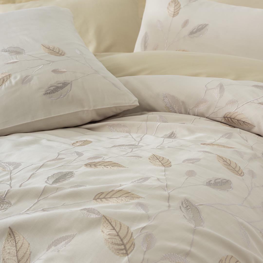 Blade - Беж - Двоен Комплект - Бродиран Сатен -  6 части