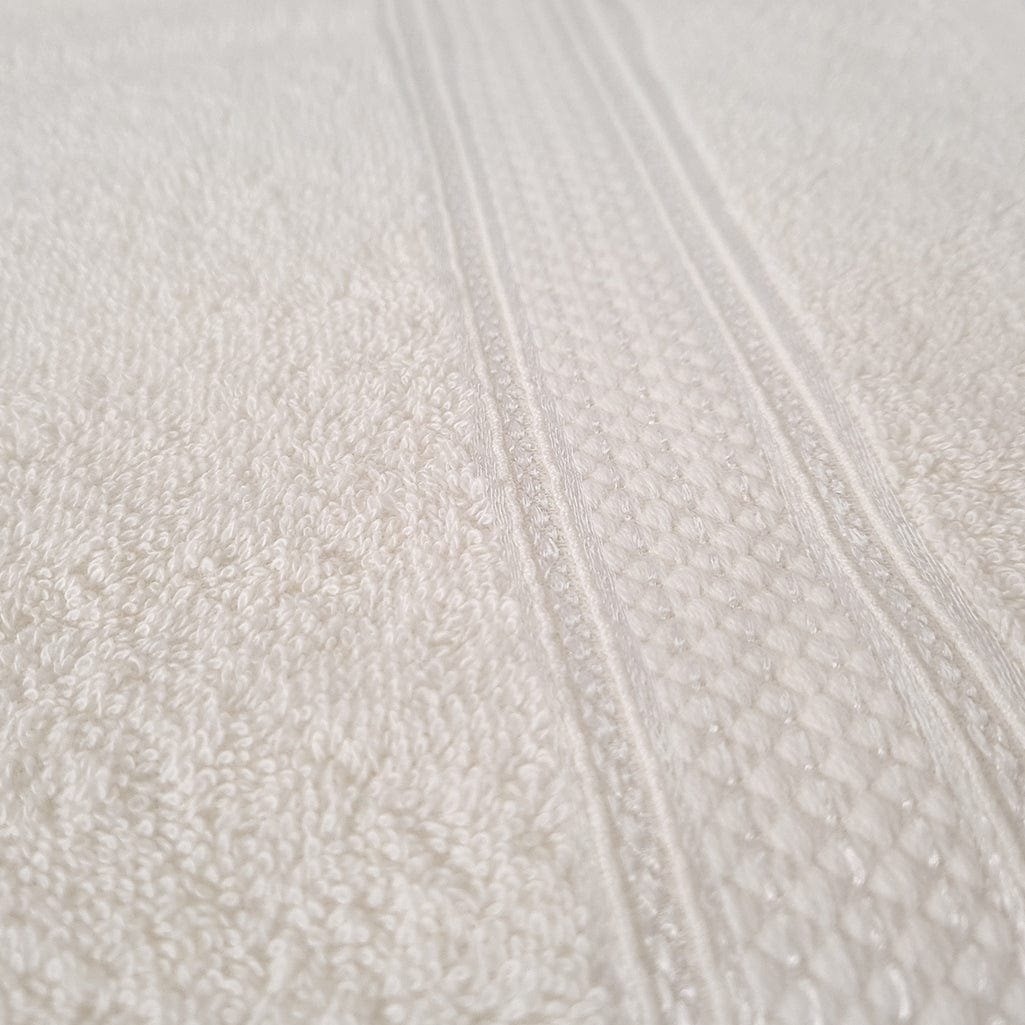 Spring - Хавлия за баня - Бял - 90x150cm