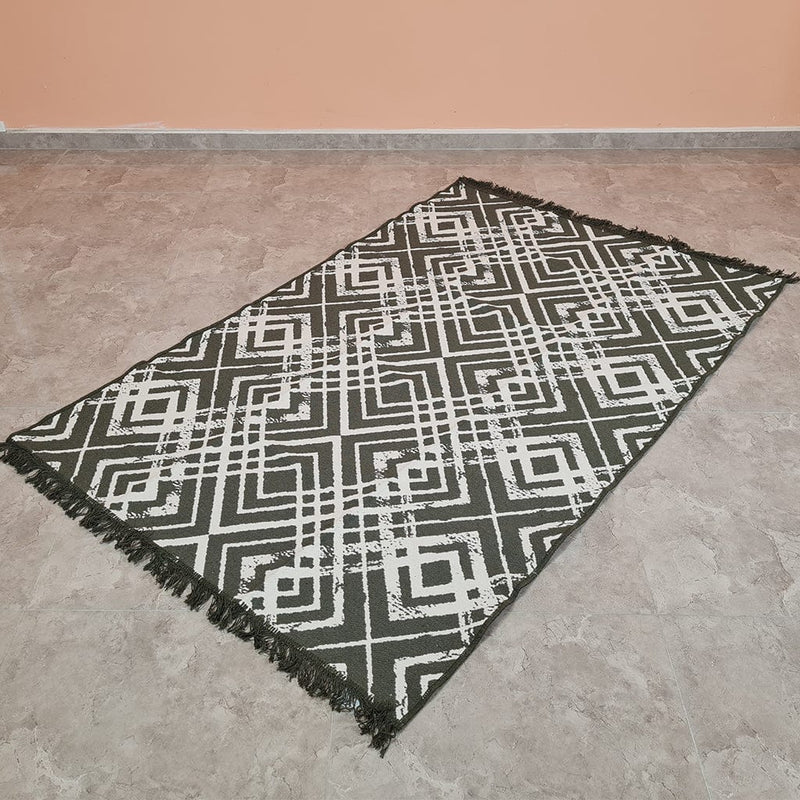 Evium Carpet Green White